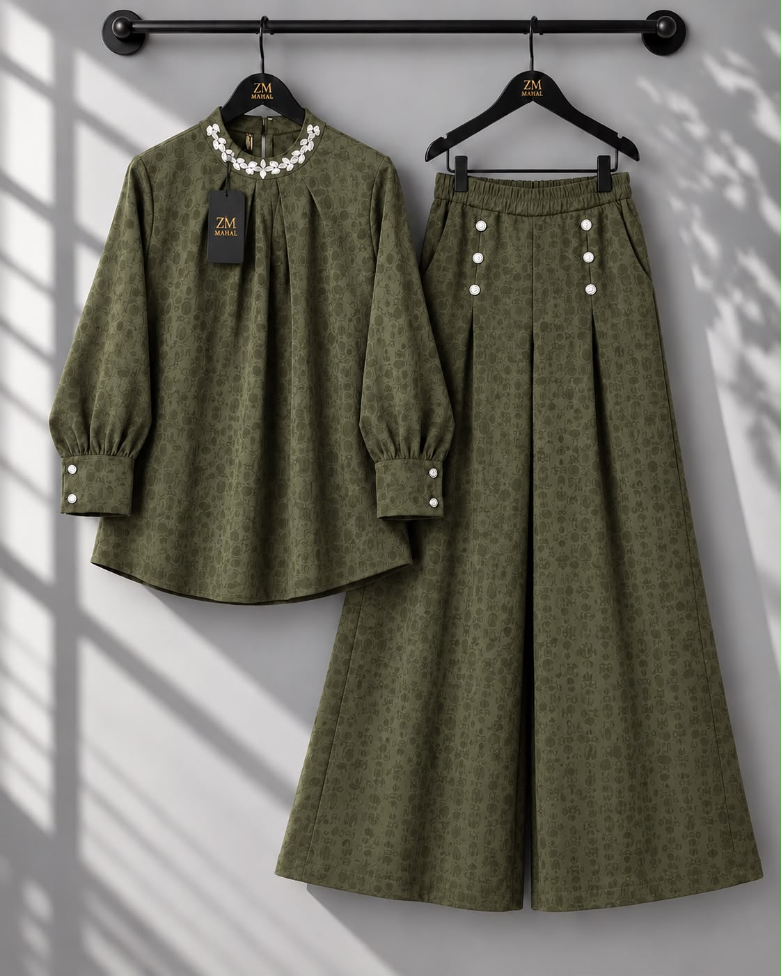 Zehra Luxe Floral Neckline Co-Ord Set ZM-039